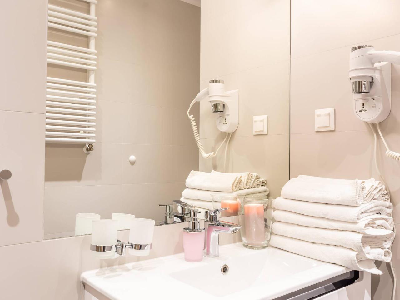 Vacationclub - Rezydencja Kapitanska Apartament 8 Kolobrzeg Ngoại thất bức ảnh